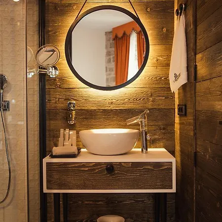 Cephanelik Butik Hotel Trabzon Buitenkant foto