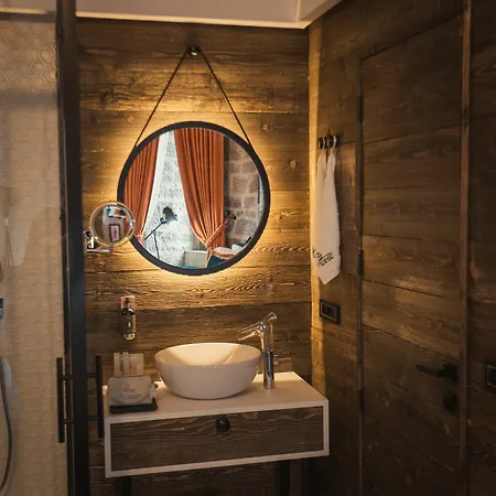 Cephanelik Butik Hotel Trabzon Buitenkant foto